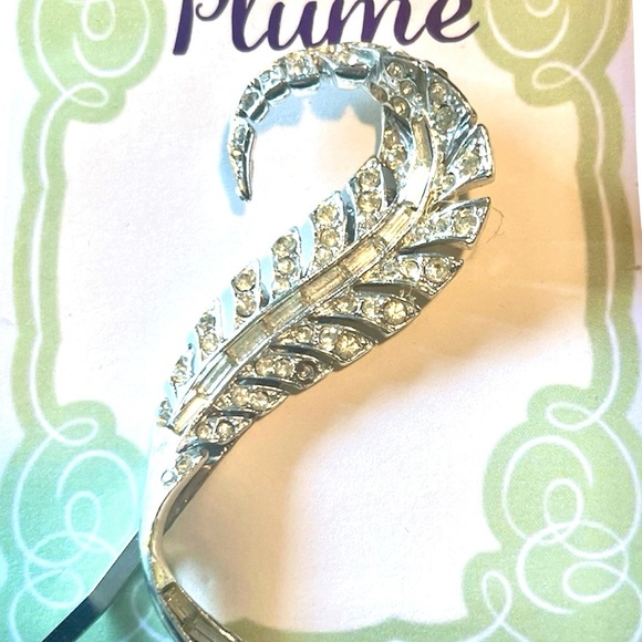 Rhinestone Hair Accessory – Statement Hairpin with Repurposed Vintage Jewelry - Picture 3 of 5